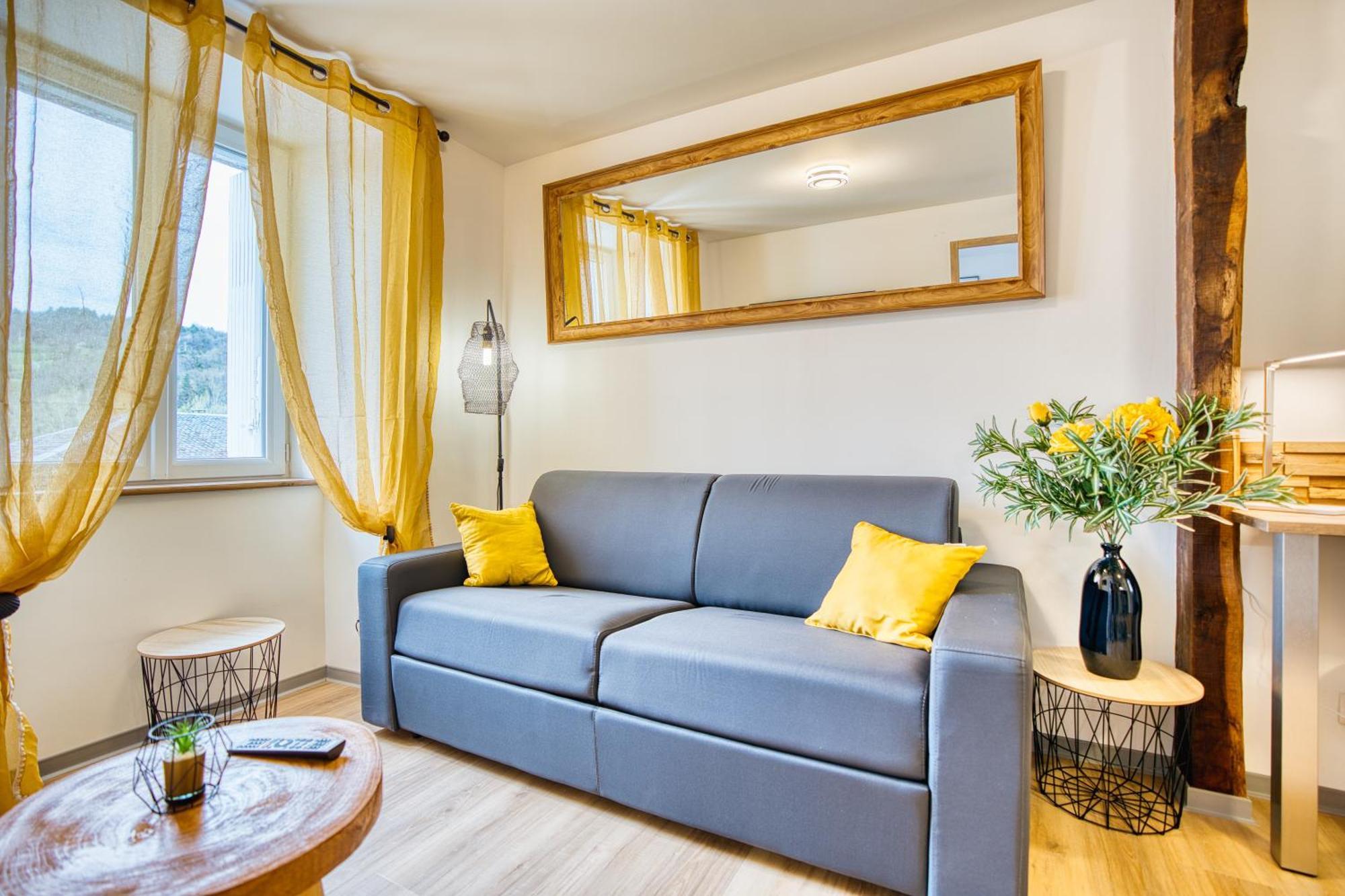 Appartement Les Hourtous Netflix Wi-Fi Fibre Terasse 4 Pers à Banassac Extérieur photo