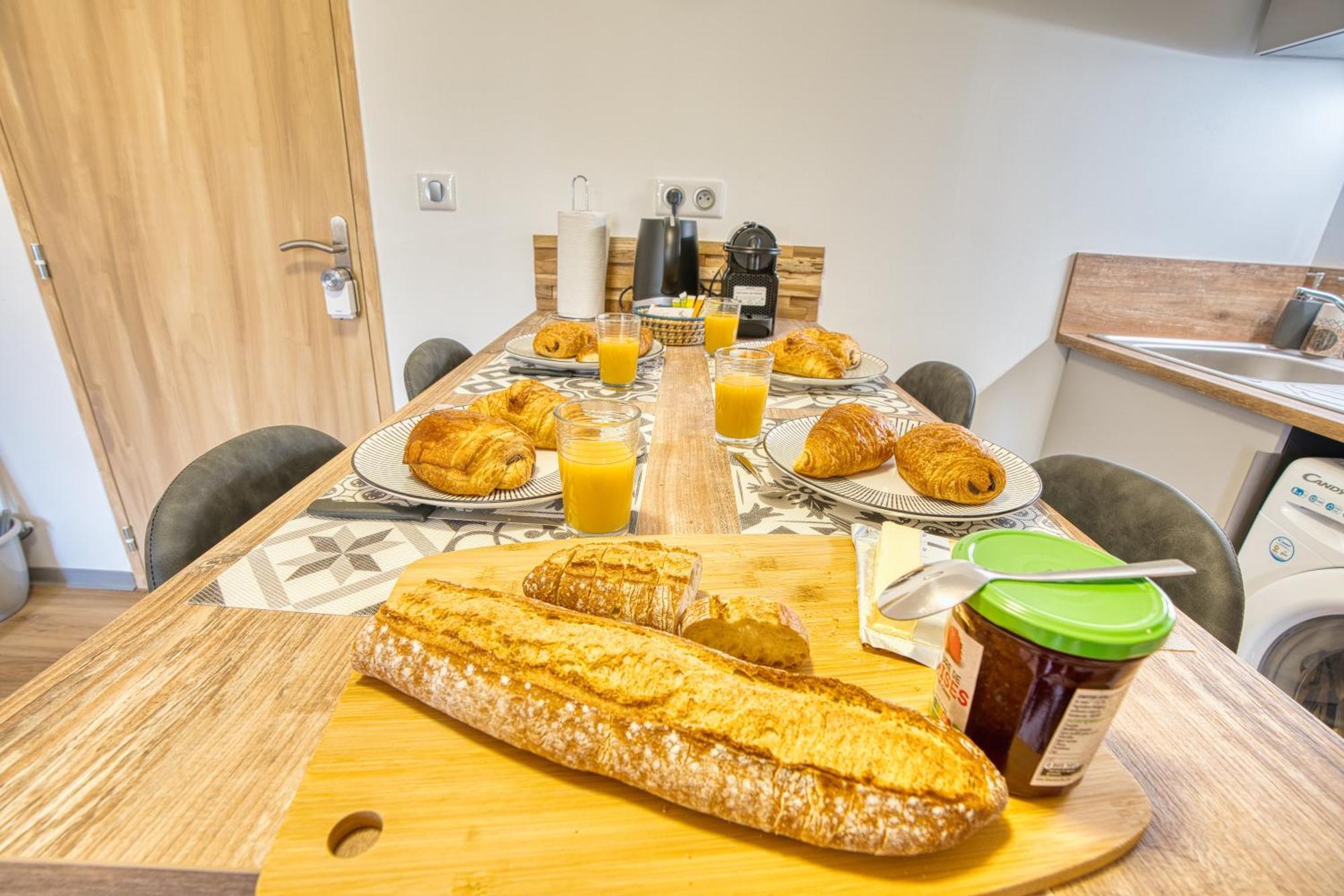 Appartement Les Hourtous Netflix Wi-Fi Fibre Terasse 4 Pers à Banassac Extérieur photo
