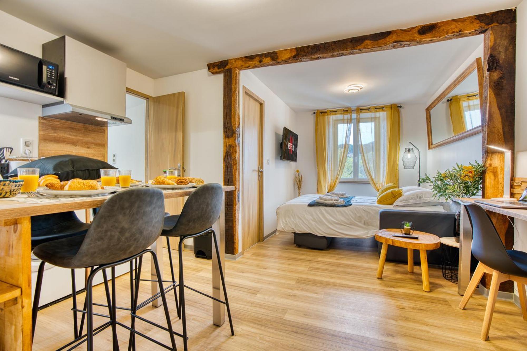 Appartement Les Hourtous Netflix Wi-Fi Fibre Terasse 4 Pers à Banassac Extérieur photo