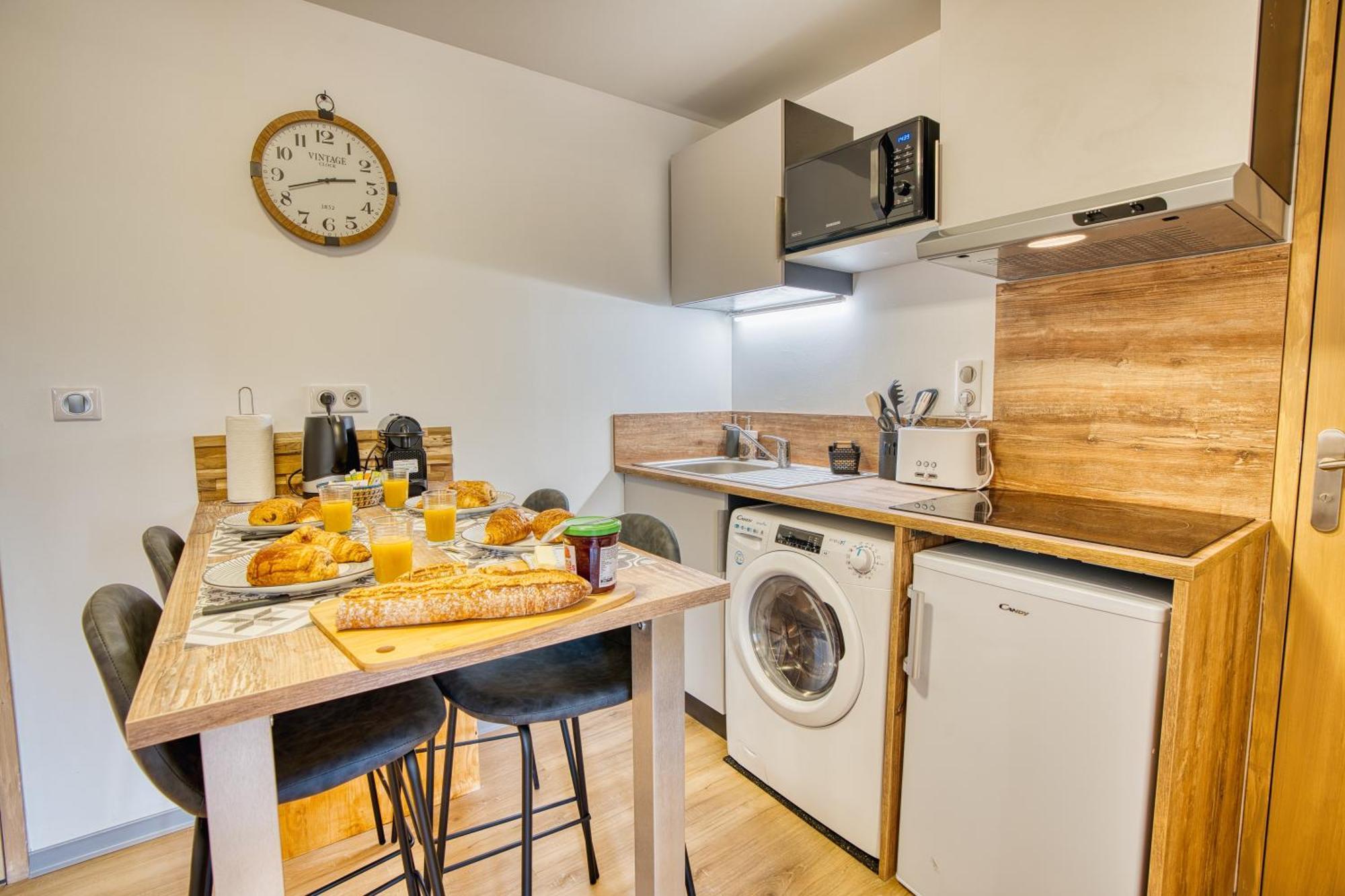 Appartement Les Hourtous Netflix Wi-Fi Fibre Terasse 4 Pers à Banassac Extérieur photo