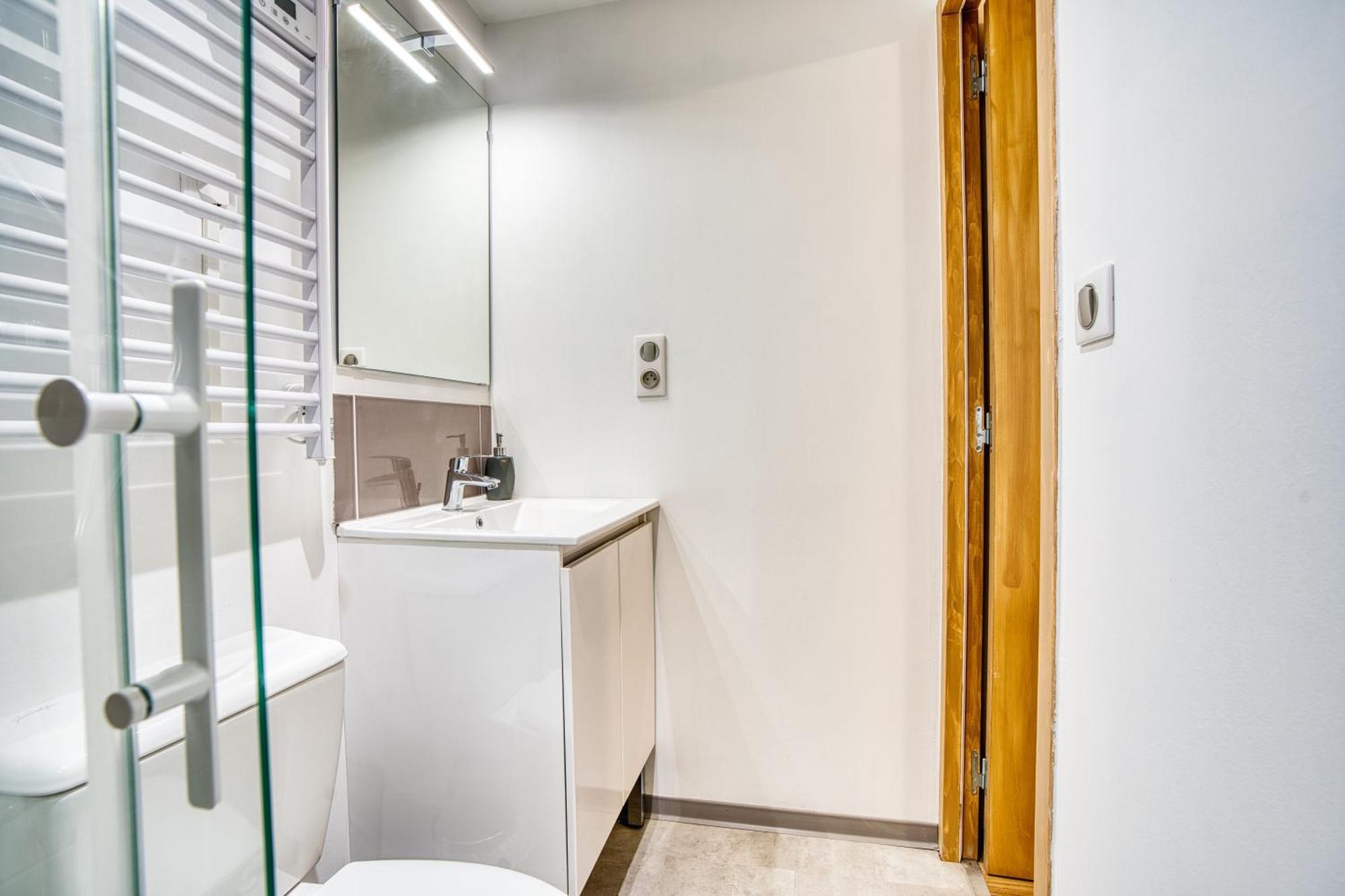 Appartement Les Hourtous Netflix Wi-Fi Fibre Terasse 4 Pers à Banassac Extérieur photo